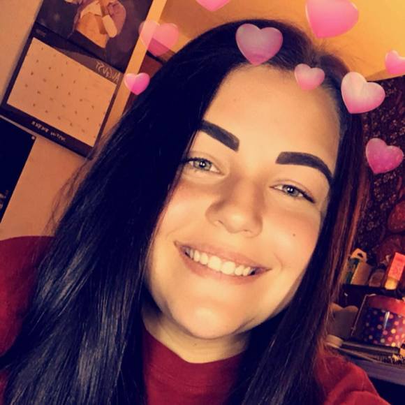 Meet your Posher, Jessica - Picture 1 of 1